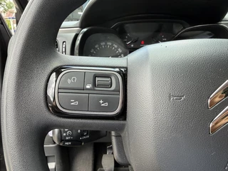 Citroen C3 1.2i Feel Edition | Navigatie | Cruise Control | Climate Control | Mistlampen | Parkeersensoren | Apple Carplay / Android Auto | Airbumps | Elektrisch Pakket | Multifunctioneel Stuurwiel | Zwart Dak | / 38