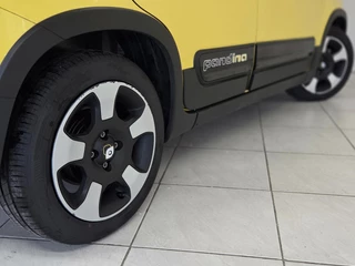 Fiat Panda 1.0 Hybrid Pandina / 16