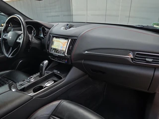 Maserati Levante 3.8 V8 GTS | Schuif-kanteldak | Adaptive Cruise Control | Dealeronderhouden / 16