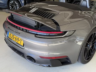 Porsche 911 Cabrio 3.0 Carrera 4 GTS | Burmester | Lift | Sportchrono | Matrix-LED | 360 | Memory | Sport-Design ( Vestiging - Nieuwegein ) / 43