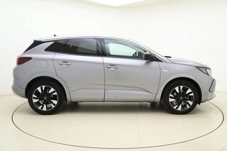Opel Grandland 1.2 Turbo Level 3 | Adaptive Cruise Control | Stoelverwarming | Verwarmd stuurwiel | Navigatie | Camera | Elektrische kofferklep | Full LED | Keyless Entry & Start | 1e Eigenaar / 10