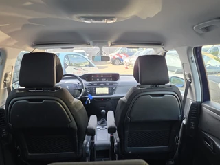Citroën Grand C4 Picasso 1.2 PureTech 7 PERSOONS NAVI TEL LM PDC CC / 17