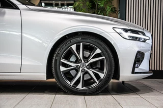 Volvo S60 2.0 B4 R-Design|H&K|Leer|Trekhaak|Carplay|ACC|ECC| / 18
