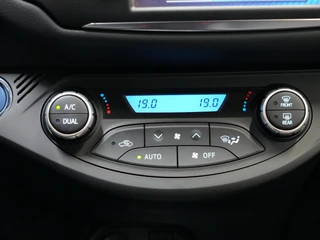 Toyota Yaris 1.5 Hybrid Comfort ✅Stoelverw.✅Camera✅Clima✅Two Tone✅Cruise✅Keyless✅Clima✅ / 21