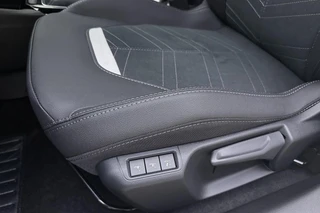 Opel Corsa 1.2 Turbo Ultimate | 100PK | Automaat | LED Matrix verlichting | Climate Control | Apple Carplay & Android Auto | Camera achter | Alcantara bekleding / 20