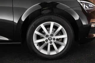 Škoda Scala 1.0 TSI 110pk H6 Sport Business / 41
