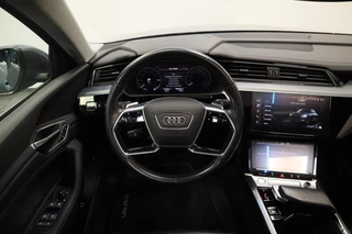Audi e-tron e-tron 50 quattro Launch edition plus 71 kWh  Memory Keyless Go/Start ACC ECC Carplay / 7