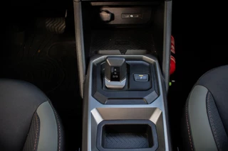 Dacia Duster extreme hybrid 140 I Automaat I Navigatie / 30