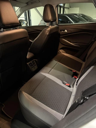 Opel Grandland X 1.6 Turbo Hybrid Camera Elegance Carplay / 37