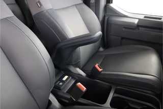 Kia PV5 Passenger Elite 71.2 kWh  - 11kW 3-fase - 5 Zits - 360°-camera - Parkeersensoren, voor-, zij- en achterkant - 7 Jaar of 150.000 Fabrieksgarantie / 62