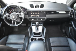 Porsche Cayenne 3.0 E-HYBRID NL AUTO / P.DAK / ADAP. CRUISE / 20