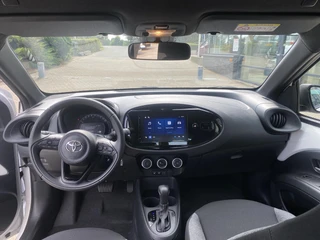 Toyota Aygo X 1.0 VVT-i MT 72pk S-CVT / 26