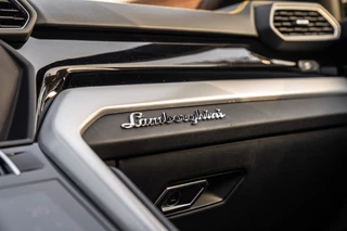 Lamborghini Urus 4.0 V8 650 PK Pano Keramisch B&O Advanced Massage Luchtvering 360 Camera ACC 22'' / 51