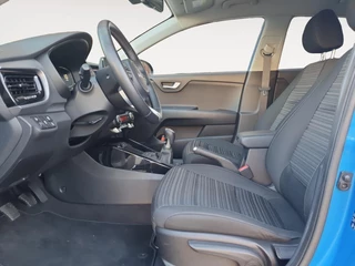 Kia Stonic 1.0 T-GDi MHEV DynamicPlusLine Navi | Stoel en stuurverwarming | Camera | Keyless met startknop | Apple Carplay / Android Auto | Getinte ramen achter | Fabrieksgarantie | NAP / 10