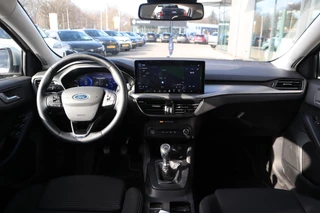 Ford Focus Wagon 125PK HYBRID TITANIUM-X VIRTUAL-COCKPIT B&O AUDIO CLIMA P-SENSOREN 17"LMV LED CAMERA WINTERPACK NL-AUTO / 19