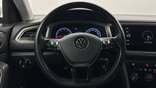 Volkswagen T-Roc 1.0 TSI Style Business CARPLAY NAVI ADAPTIEF CRUISE. / 29