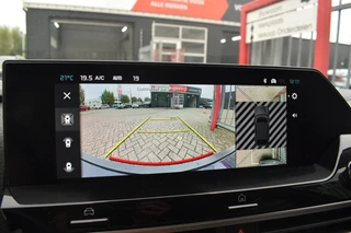 Citroën C4 Hybrid 145 DCS-6 Max  Automaat | Pack techno | Camera V+A | Navigatie | Airco | 8 jaar citroen We Care garantie / 12