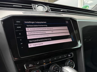 Volkswagen Arteon 2.0 TSI Business R - NL Auto Leder Pano Navi 19inch LMV / 47