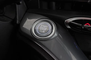 Fiat 500 3+1 Icon 42 kWh Stoelverwarming Camera Apple CarPlay Dodehoek / 38