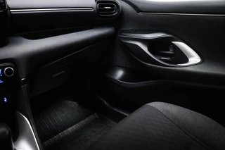 Toyota Yaris 1.5 Hybrid Dynamic | STOELVERWARMING  LED | CIMA | DAB  | APPLE | CAMERA / 34
