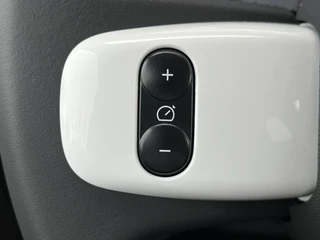 Renault Twingo Z.E. R80 Intens  | SOH 96% | 22 Kwh | Camera | Navigatie | Parkeersensoren | Cruise Control | Climate Control | DAB | Apple CarPlay/Android Auto / 7