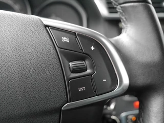 Citroen C4 1.2 PureTech Tendance | 130PK | Navigatie | Climate control | Extra getint glas | Lichtmetalen velgen | Cruise control | Trekhaak | Automatische verlichting | Regensensor | / 21