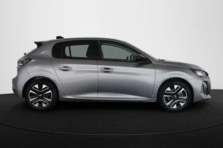 Peugeot 208 1.2 Hybrid 110 e-DCS6 Allure / 28