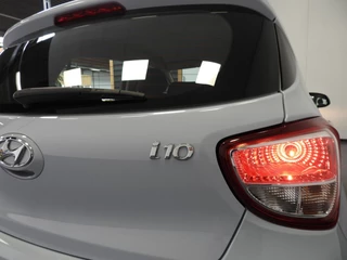 Hyundai i10 1.0i Comfort Smart Pack NAVI/AIRCO/CRUISE/PDC! / 25