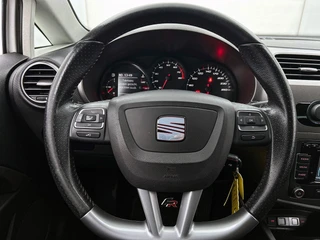 Seat Leon 2.0 TFSI FR | Cruise control | Stoelverwarming | Navigatie | Airco | Parkeersensoren | Trekhaak / 14