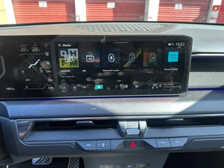 Kia EV9 GT-line AWD 99,8 kwh 7 zits | 385 PK | Geventileerde/verwarmde stoelen | Wireless Carplay & Android auto | 2.500 kg trekgewicht | Meridian | Fabrieksgarantie t/m 19-6-2033 +3x 1 jaar*  | NAP / 27