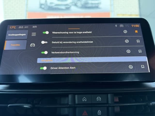 Jeep Avenger 100pk Altitude (Camera - Keyless Entry - Adaptieve Cruise Controle - Elektrische Klep - JBL - LED - 17"incl 4S - Automatische Airco - Navigatie) / 23