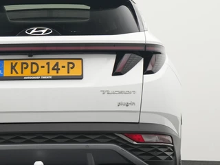 Hyundai Tucson 1.6 T-GDI PHEV Comfort Smart Panoramadak | Trekhaak | Navigatie | Camera / 60