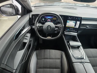 Renault Austral 1.2 E-TECH FULL HYBRID 200 ICONIC AUTOMAAT  Stuurverwarming | 360 Camera | Keyless / 14
