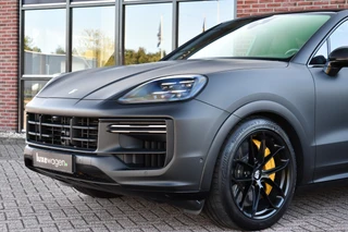 Porsche Cayenne Coupé 4.0 Turbo E-Hybrid GT  Burmester PDCC Carbon HUD ACC 360 / 22