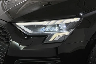 Audi A3 Sportback 35 TFSI Advanced Automaat Stoelverwarming LED Sportstoelen / 17