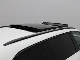 Volkswagen Passat Variant 1.5 eHybrid 272 Pk R-Line | Black Style | Stoel/Stuurverwarming | Panoramadak | 360 Camera | Head Up | Memory | Trekhaak | 19 Inch | 155 Km !! / 24