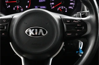 Kia Stonic 1.0 T-GDi DynamicLine  - Trekhaak - Airco - Cruise control - / 25