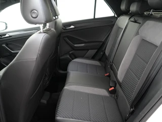 Volkswagen T-Roc 1.5 TSI Sport Business R-line | Trekhaak afneembaar | Pano | Winterpakket | Virtual | / 31