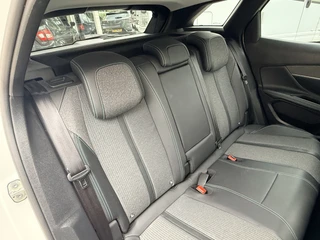 Peugeot 3008 1.6 HYbrid 225 Allure  | LED | Apple/Android | DAB | Keyless | PDC v+a incl. Camera | Standkachel / 66