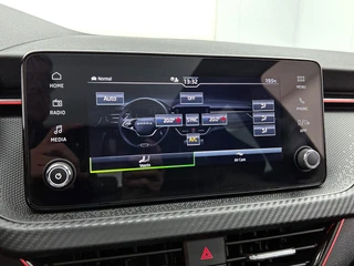Skoda Kamiq 1.0 TSI Monte Carlo | Panodak | CarPlay | Stoelverwarming | Virtual Cockpit / 24