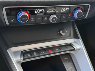Audi Q3 45 TFSI e S-line Panoramadak | Leder | Sonos | Carplay | Led | Camera | Dode hoek | Elek. achterklep | Rijklaar incl. garantie / 21