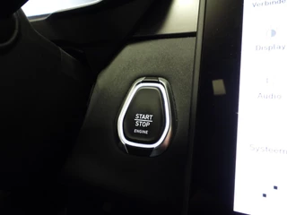 Lynk & Co 01 1.5 PHEV BlackLine NAVI/360CAM/SCHUIFDAK/LED/20"LMV! / 28