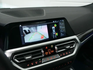 BMW 4 Serie Coupé M440i Schuifdak | Harman Kardon | M Stoelen / 14