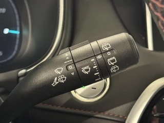 MG EHS 1.5 TGDI Luxury / 18