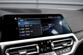 BMW 3 Serie 330e M Sport Individual  | 19'' Wielen | Lederen Bekleding | CarPlay | Audio Media Pack | 1e Eigenaar | / 11