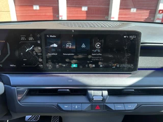 Kia EV9 GT-line AWD 99,8 kwh 7 zits | 385 PK | Geventileerde/verwarmde stoelen | Wireless Carplay & Android auto | 2.500 kg trekgewicht | Meridian | Fabrieksgarantie t/m 19-6-2033 +3x 1 jaar*  | NAP / 26