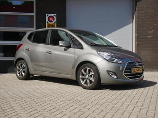 Hyundai ix20 1.6i Premium Camera| Cruise| Navi+BT / 15