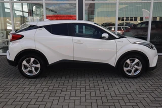 Toyota C-HR 1.8 Hybrid Dynamic|Automaat|Trekhaak|Stoelverwarming|Camera|Navi|ACC / 10