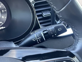 Kia XCeed 1.5 T-GDi DynamicPlusLine Automaat | Navi | Clima | Camera | Stoel/-Stuurverwarming | Afneembare Trekhaak | Elektr. Achterklep | Adaptieve Cruise | Keyless Entry / 18