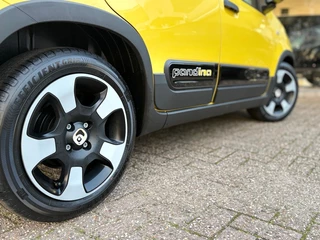 Fiat Panda 1.0 Hybrid Pandina | Carplay | Airco | Cruise Control | Parkeersensoren / 16